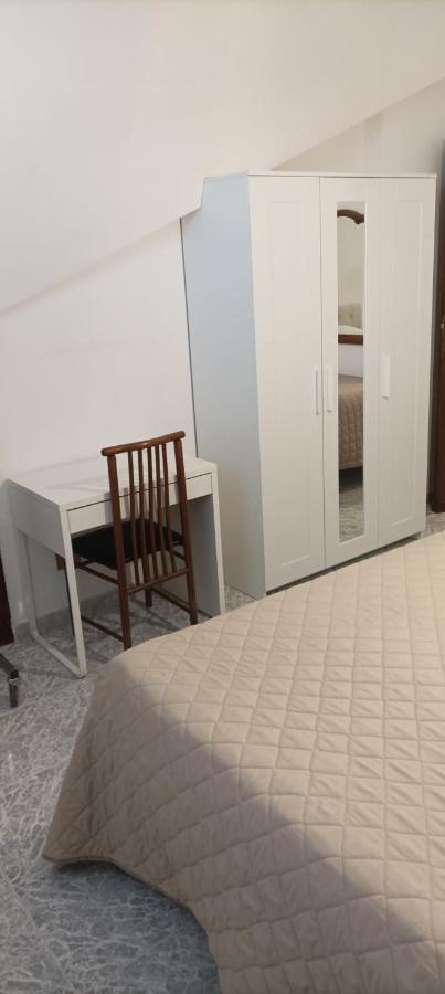 Speedy Guest Rooms - Camere Vicino Aeroporto E Fiera Fiumicino Exterior photo